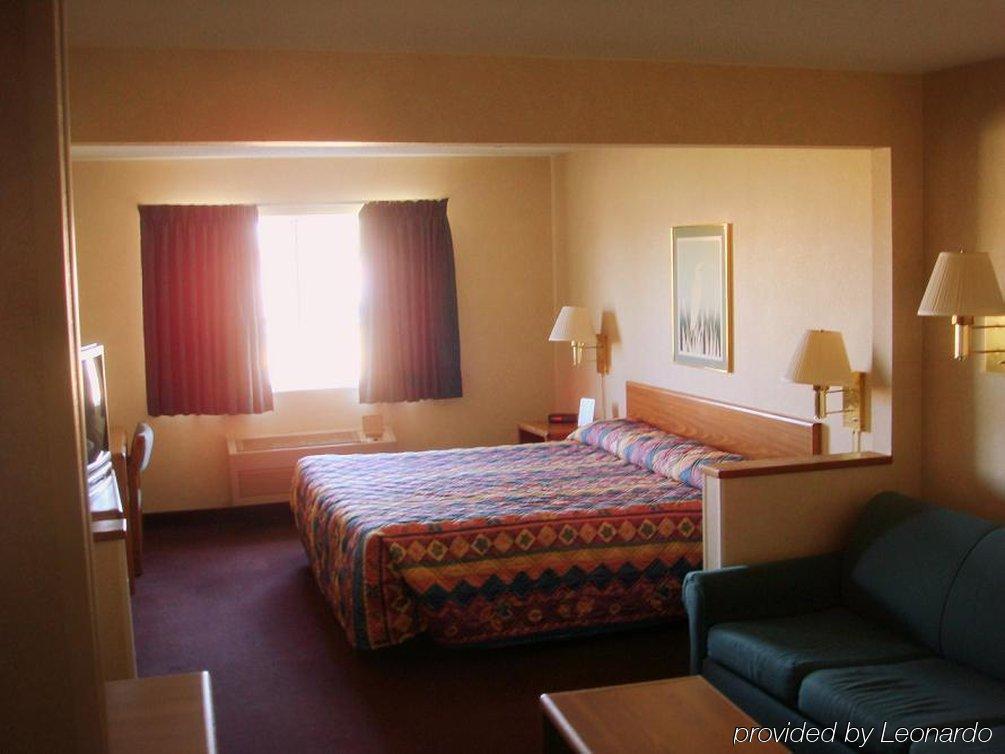 Bridgepointe Advantage By Bphotels Fremont Room photo